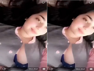 Paki Girl Shows Her Boobs and Pussy