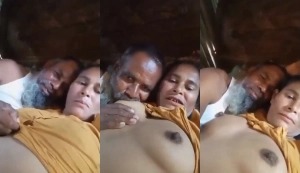 Desi Mature Cpl Boobs