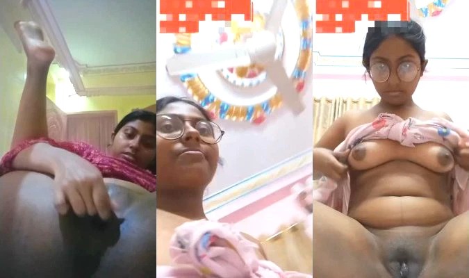 Horny Desi Girl Fingering